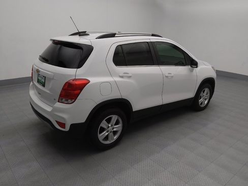 Used 2020 Chevrolet Trax LT image 10