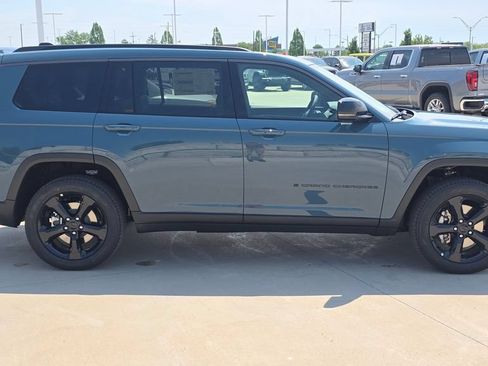 New 2026 Jeep Grand Cherokee L Limited AWD/4WD image 6