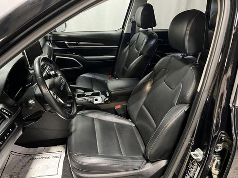 Used 2022 Kia Telluride S AWD/4WD image 20