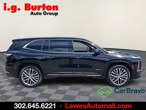 Certified 2026 Buick Enclave Avenir w/ Super Cruise Package AWD/4WD image 7