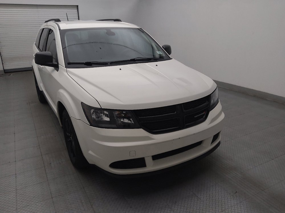 Used 2020 Dodge Journey SE w/ Blacktop Package FWD image 14