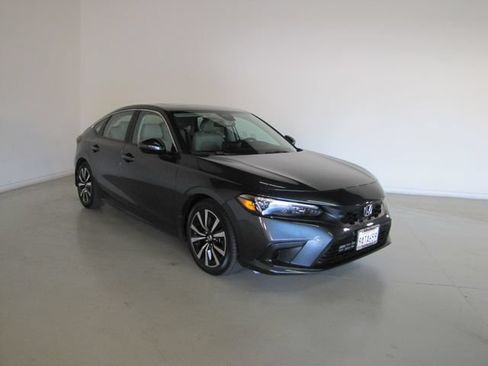 Certified 2022 Honda Civic EX-L image 3