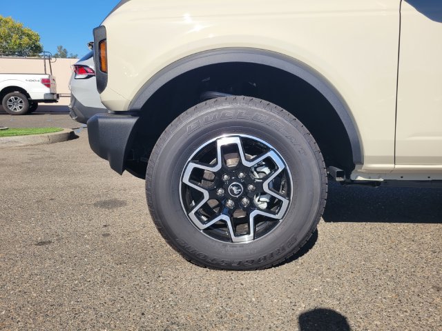 New 2026 Ford Bronco 2-Door AWD/4WD image 12