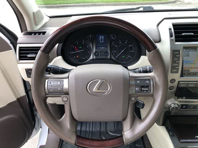 Used 2018 Lexus GX 460 Premium w/ Premium Package AWD/4WD image 22