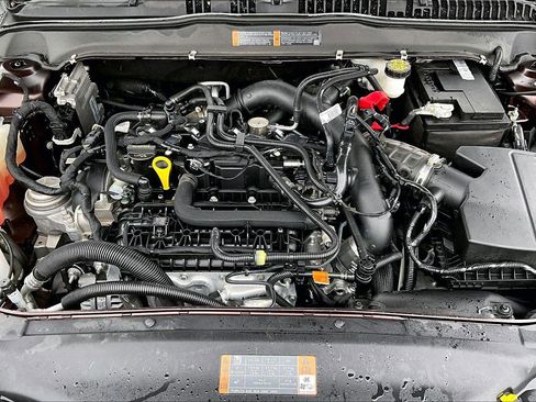 Used 2019 Ford Fusion SE FWD image 11