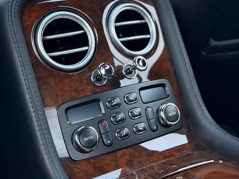 Used 2006 Bentley Flying Spur Flying Spur AWD/4WD image 20