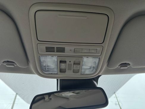 Used 2017 Honda Odyssey EX-L image 23