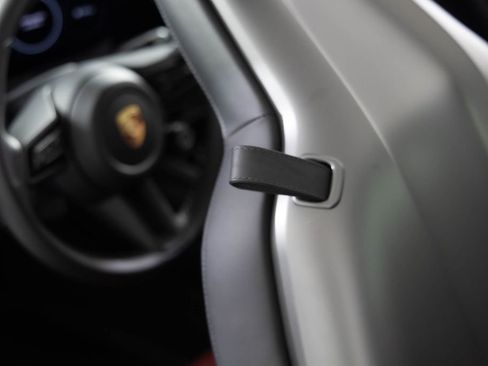 Used 2024 Porsche 911 Targa 4S image 37