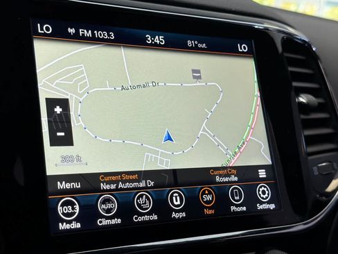 Used 2020 Jeep Grand Cherokee Altitude AWD/4WD image 20