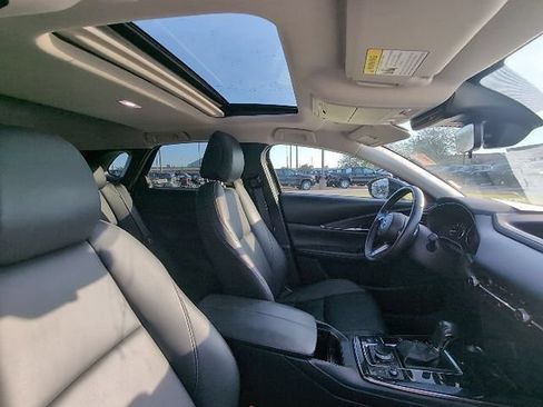 Used 2025 MAZDA CX-30 AWD 2.5 S w/ Preferred Package image 4