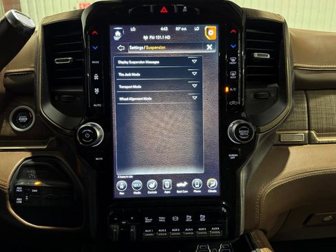 Used 2019 RAM 3500 Limited w/ Max Tow Package AWD/4WD image 23