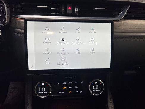 Used 2021 Jaguar F-PACE S image 29