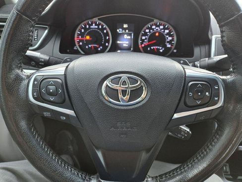 Used 2017 Toyota Camry SE FWD image 18