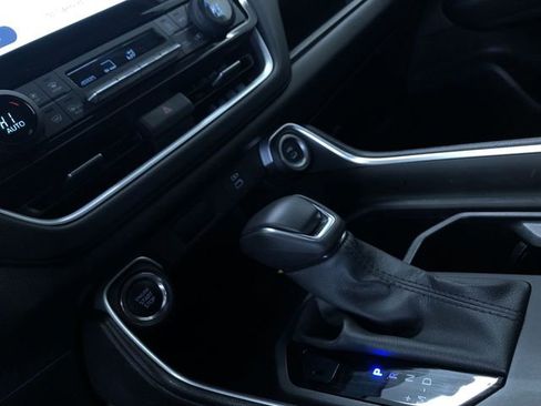 Certified 2025 Toyota Grand Highlander AWD image 29