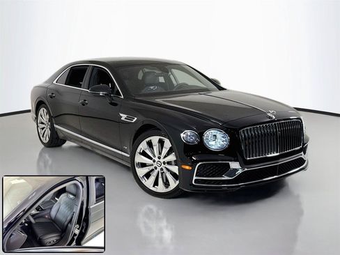 Used 2022 Bentley Flying Spur V8 AWD/4WD image 2