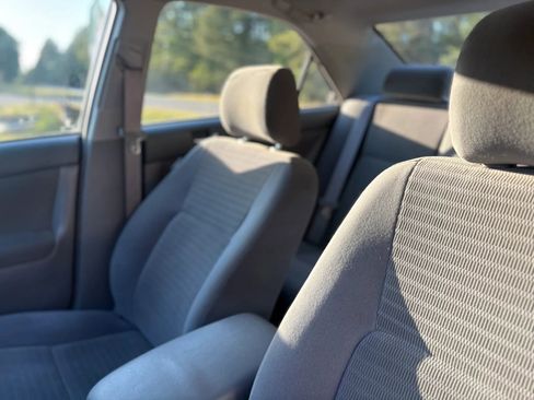 Used 2006 Toyota Camry XLE FWD image 33