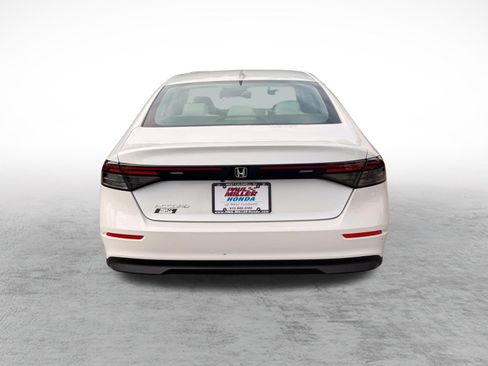 Certified 2023 Honda Accord EX image 4