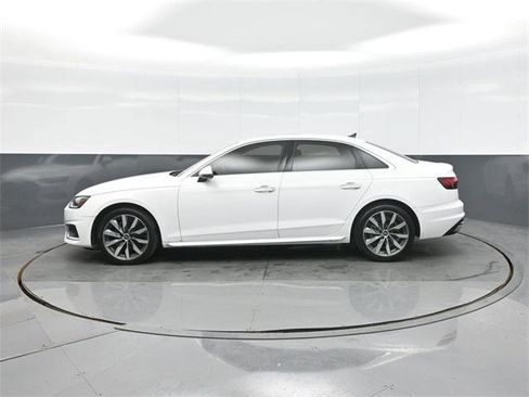 Used 2023 Audi A4 2.0T Premium w/ Convenience Package image 4