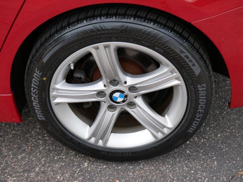 Used 2015 BMW 320i xDrive Sedan AWD/4WD image 15
