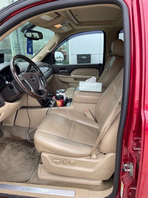 Used 2014 GMC Yukon Denali AWD/4WD image 7