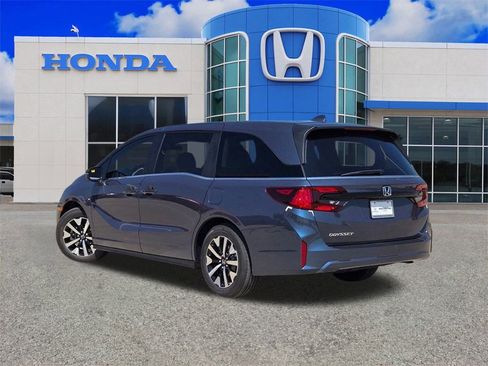 New 2026 Honda Odyssey EX-L image 5
