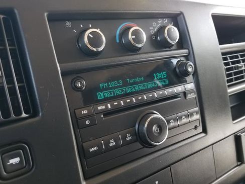 Used 2015 Chevrolet Express 2500 LS image 22
