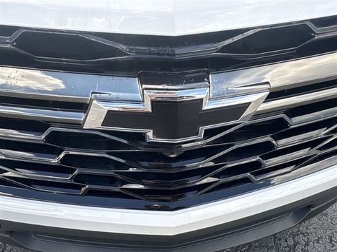 Certified 2023 Chevrolet Traverse RS w/ LPO, Floor Liner Package FWD image 30