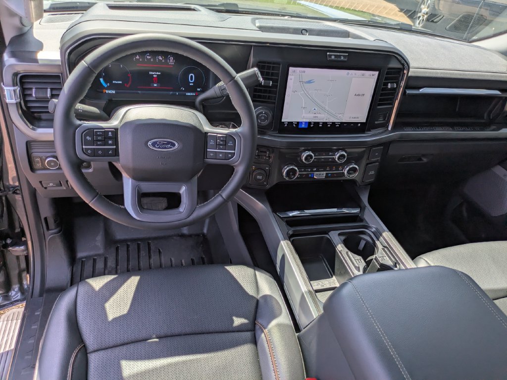 Used 2026 Ford F350 Lariat w/ Lariat Ultimate Package AWD/4WD image 11