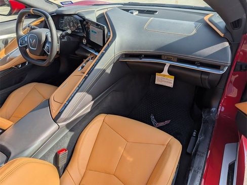 Used 2024 Chevrolet Corvette Stingray Preferred Cpe w/ Z51 Performance Package image 22