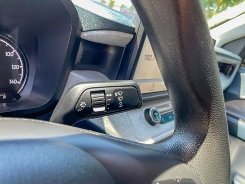 Used 2022 Ford Maverick AWD SuperCrew image 17