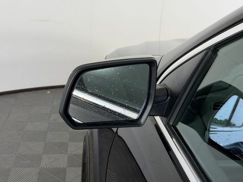 Used 2019 GMC Acadia SLE FWD image 24