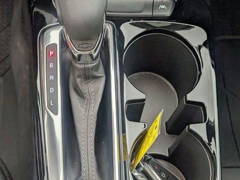 Certified 2026 Chevrolet Trax LT w/ Sunroof Package FWD image 23