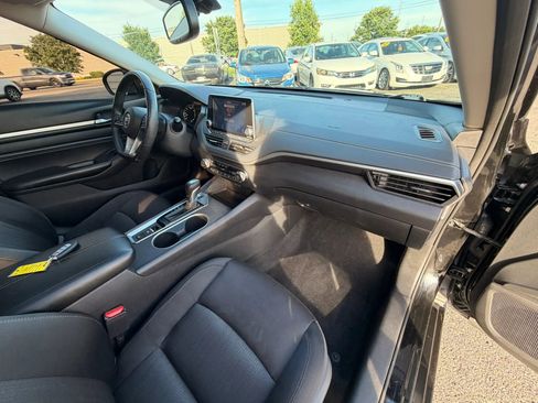 Used 2019 Nissan Altima 2.5 SV FWD image 21