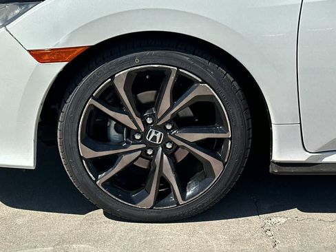 Used 2019 Honda Civic Sport image 33