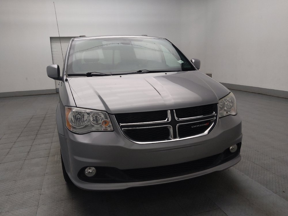 Used 2019 Dodge Grand Caravan SXT FWD image 14