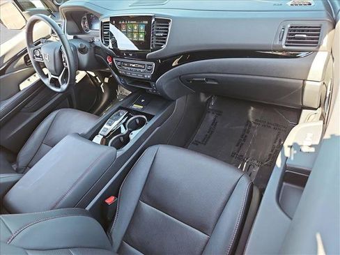 Used 2024 Honda Passport Black Edition image 24