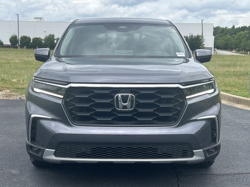 Used 2024 Honda Pilot EX-L image 3