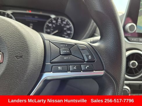 Used 2025 Nissan Sentra SV FWD image 23