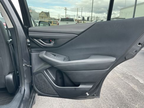 Used 2020 Subaru Outback Premium image 65
