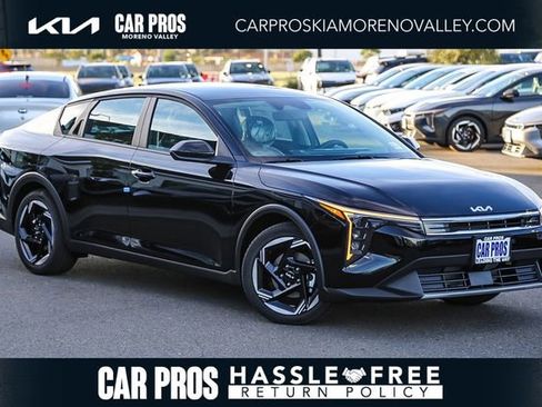New 2026 Kia K4 EX image 1