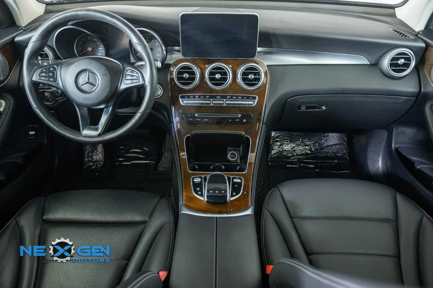 Used 2019 Mercedes-Benz GLC 300 4MATIC image 31