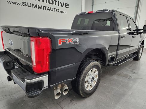 Used 2023 Ford F250 XLT w/ FX4 Off-Road Package image 4