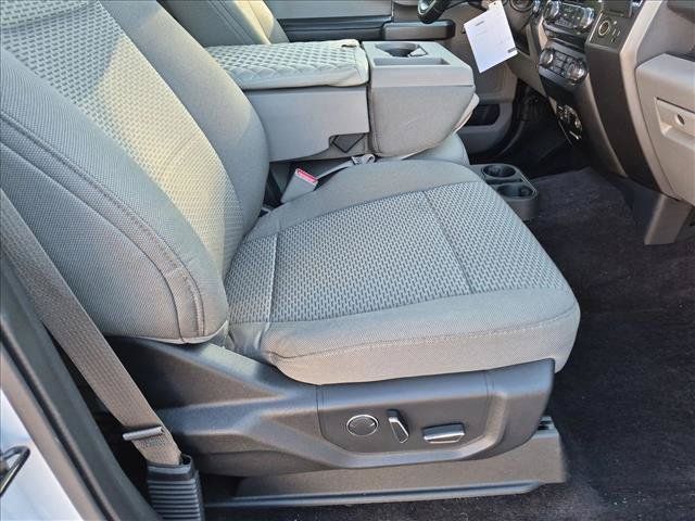 Used 2015 Ford F150 XLT w/ Equipment Group 302A Luxury AWD/4WD image 15