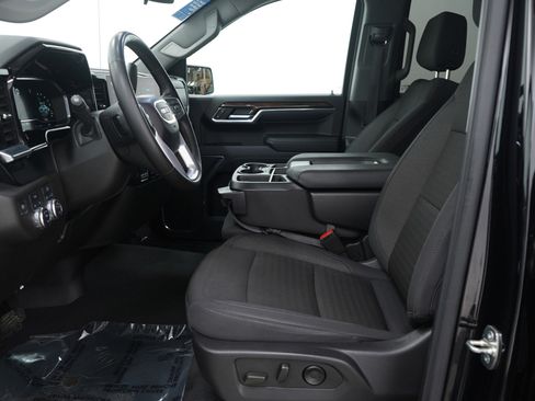 Used 2024 GMC Sierra 1500 Elevation image 22