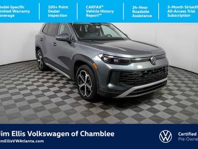 Certified 2025 Volkswagen Tiguan SE