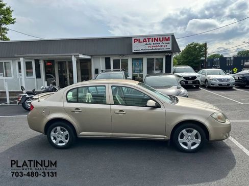 Used 2008 Chevrolet Cobalt LT FWD image 2