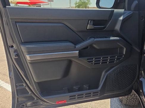 Certified 2026 Toyota Tacoma SR5 AWD/4WD image 17