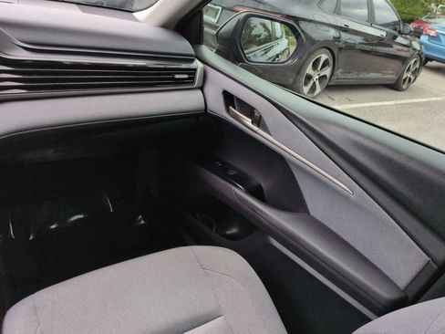 Used 2025 Toyota Camry LE FWD image 16
