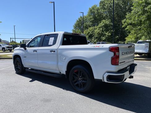 Used 2022 Chevrolet Silverado 1500 RST w/ Redline Edition AWD/4WD image 7