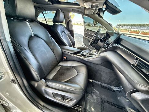 Used 2022 Toyota Camry XSE image 20